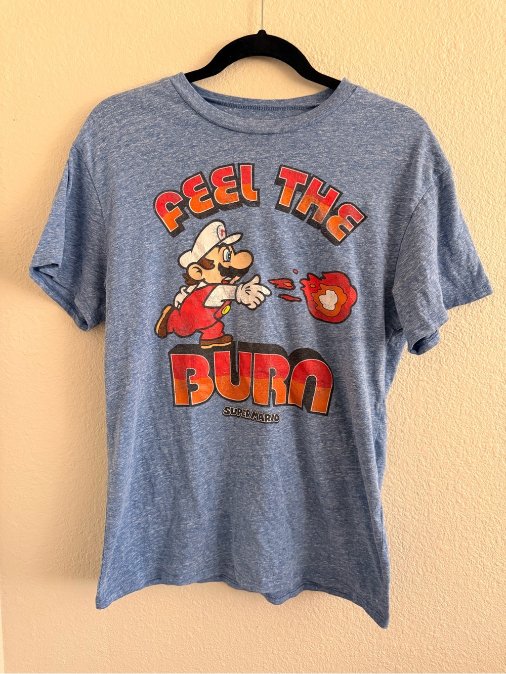 Nintendo Blue 'Feel The Burn' Super Mario Graphic Tee